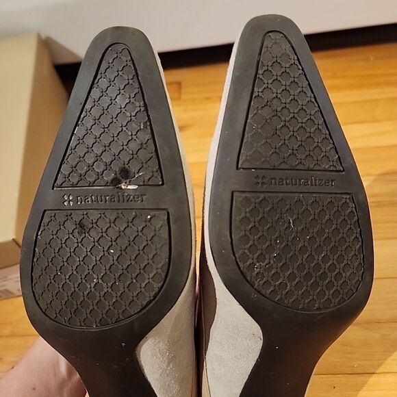 Naturalizer Falcone Alabaster Leather Women's Pumps Beige 7 Narrow - Picture 7 of 9